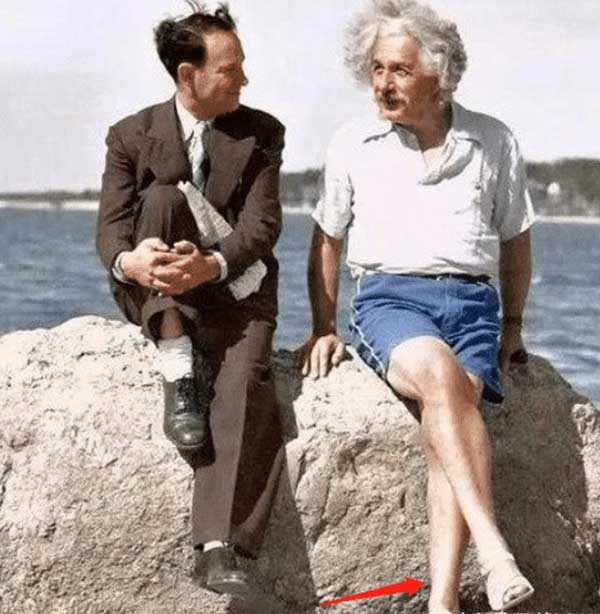 爱因斯坦半身照