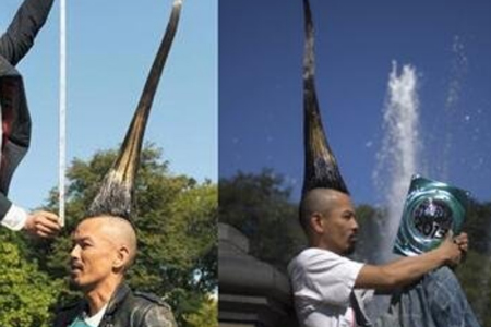 世界上最高莫霍克发型，发型长达1.13米破吉尼斯世界纪录
