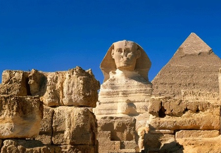 古埃及金字塔的秘密究竟是什么？是他的建筑过程还是他的建筑技术呢？其实都不是。