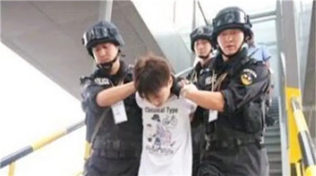 湖南2名高中生9天3省7条人命,为何最后自判了无期徒刑?