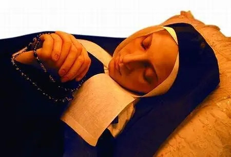 圣女贝尔纳黛特不朽之谜,圣女贝尔纳黛特是否发生了皂化现象?