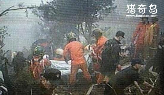 韩国客机坠落之谜，机毁人亡却毫无预警(遇难225人)